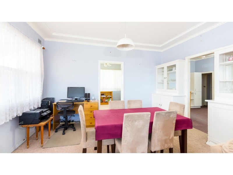 13 Marks Street, Belmont NSW 2280