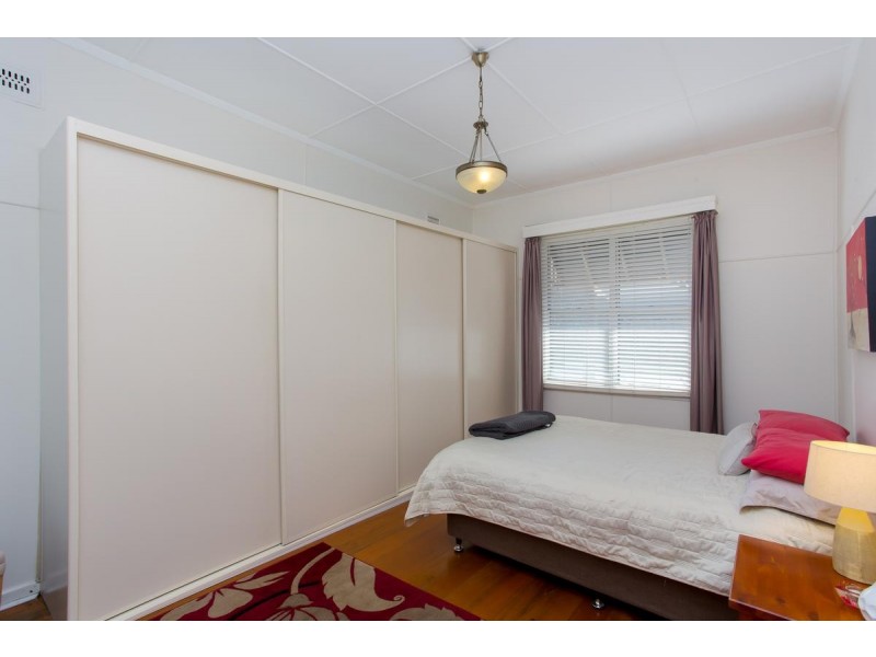 9 Gulliver Street, Hamilton NSW 2303