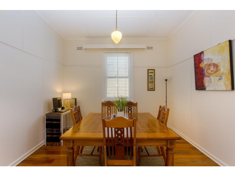 9 Gulliver Street, Hamilton NSW 2303