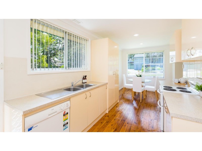 24 Rosedale Crescent, Rankin Park NSW 2287