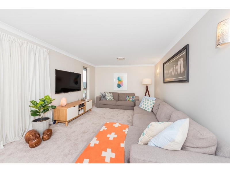 5 Kariboo Lane, Mount Hutton NSW 2290