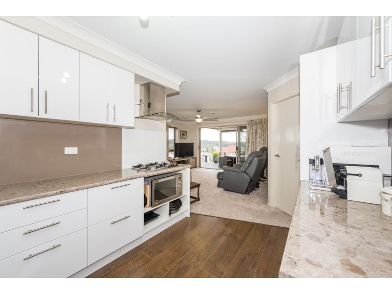 5 Kariboo Lane, Mount Hutton NSW 2290