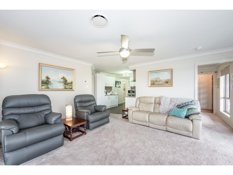 5 Kariboo Lane, Mount Hutton NSW 2290