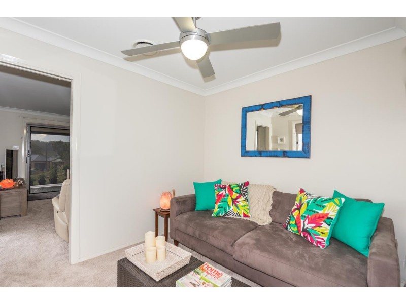 5 Kariboo Lane, Mount Hutton NSW 2290