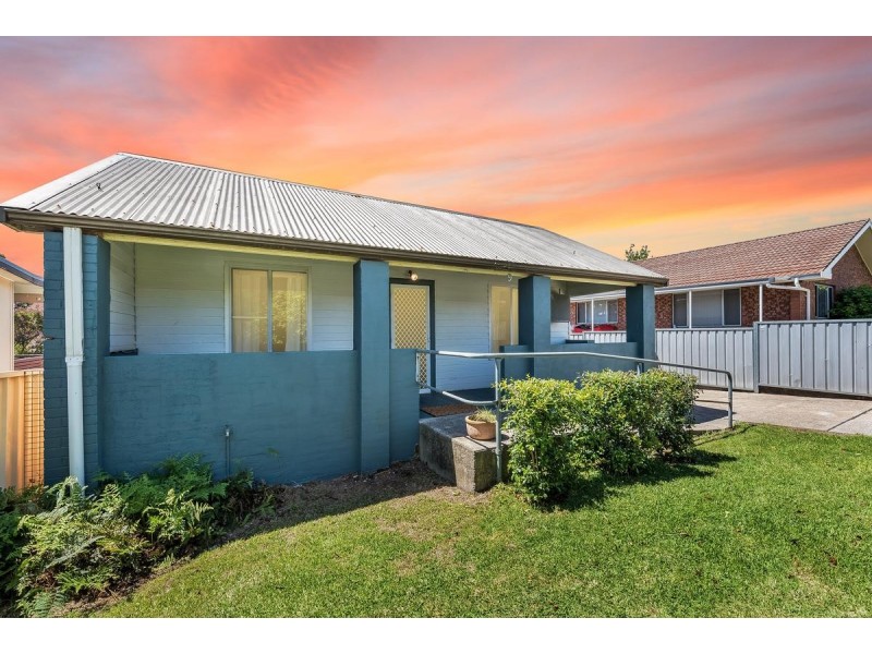 9 Eveleen Street, Cardiff South NSW 2285