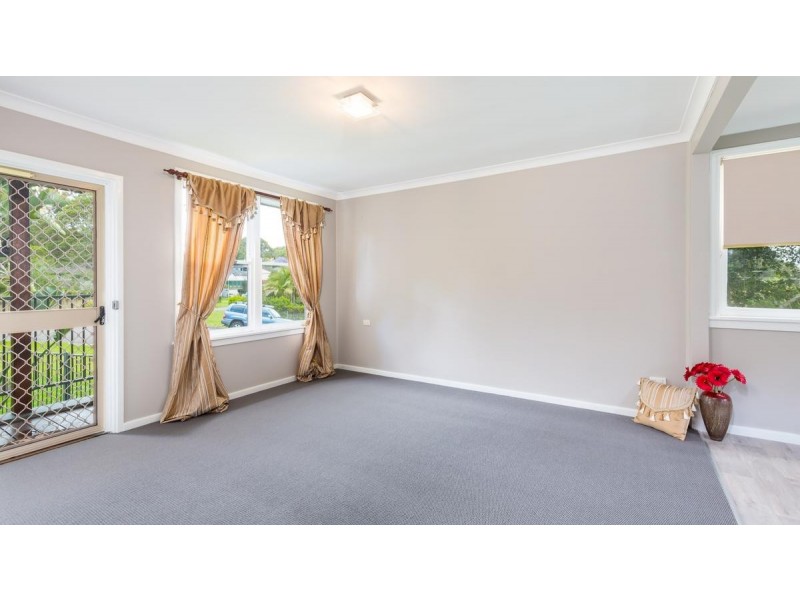 1 Carbeen Street, Gateshead NSW 2290