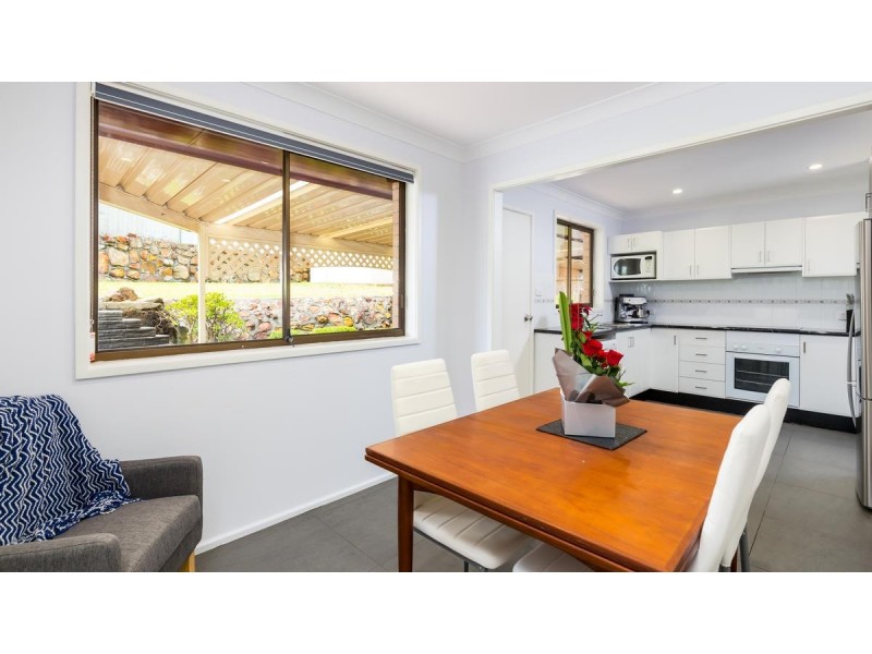 13 Rutherglen Place, Macquarie Hills NSW 2285