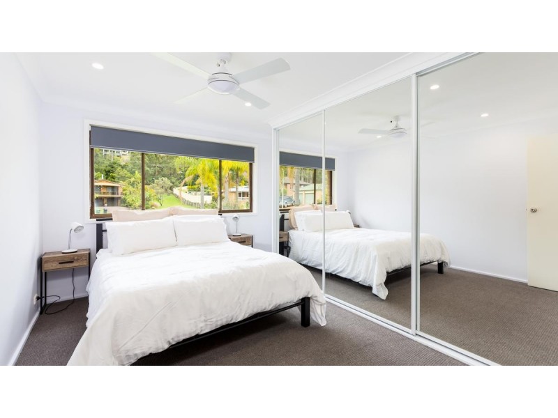 13 Rutherglen Place, Macquarie Hills NSW 2285