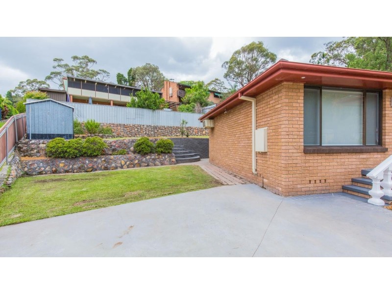 13 Rutherglen Place, Macquarie Hills NSW 2285