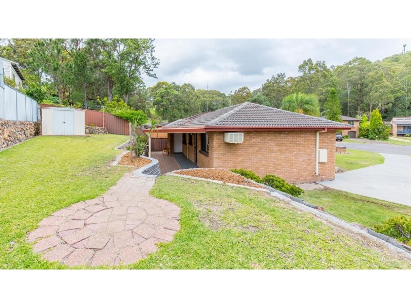 13 Rutherglen Place, Macquarie Hills NSW 2285
