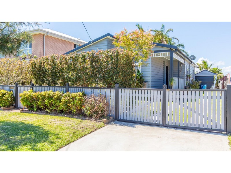 9 Waratah Street, Kahibah NSW 2290