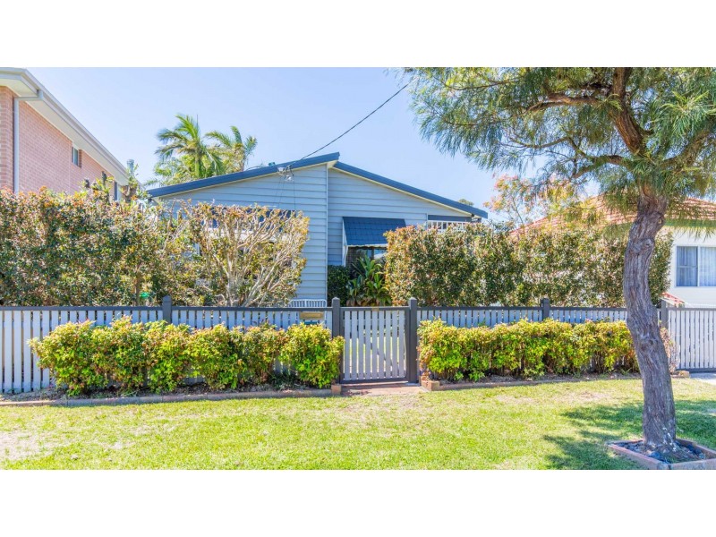 9 Waratah Street, Kahibah NSW 2290