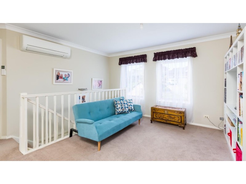1 Canopus Close, Marmong Point NSW 2284