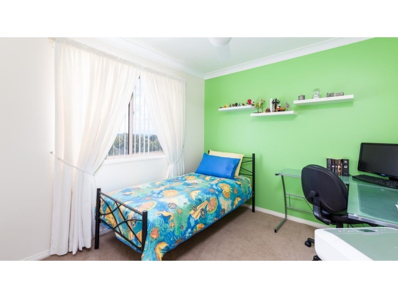 1 Canopus Close, Marmong Point NSW 2284
