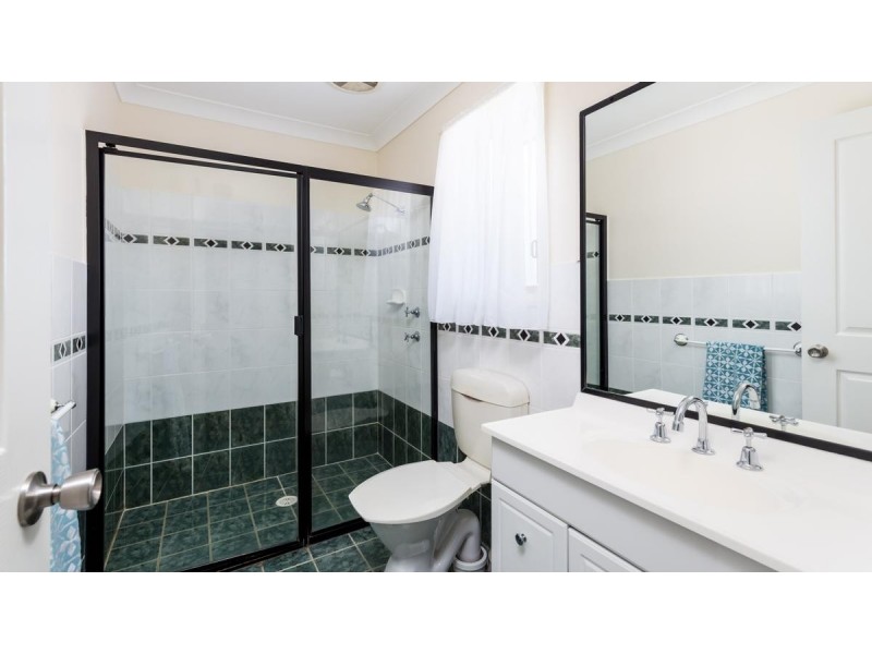 1 Canopus Close, Marmong Point NSW 2284