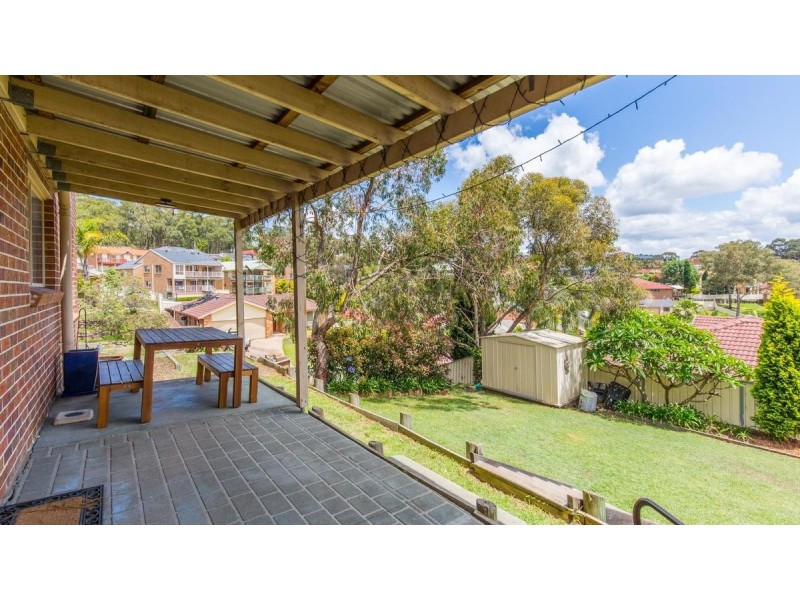 1 Canopus Close, Marmong Point NSW 2284