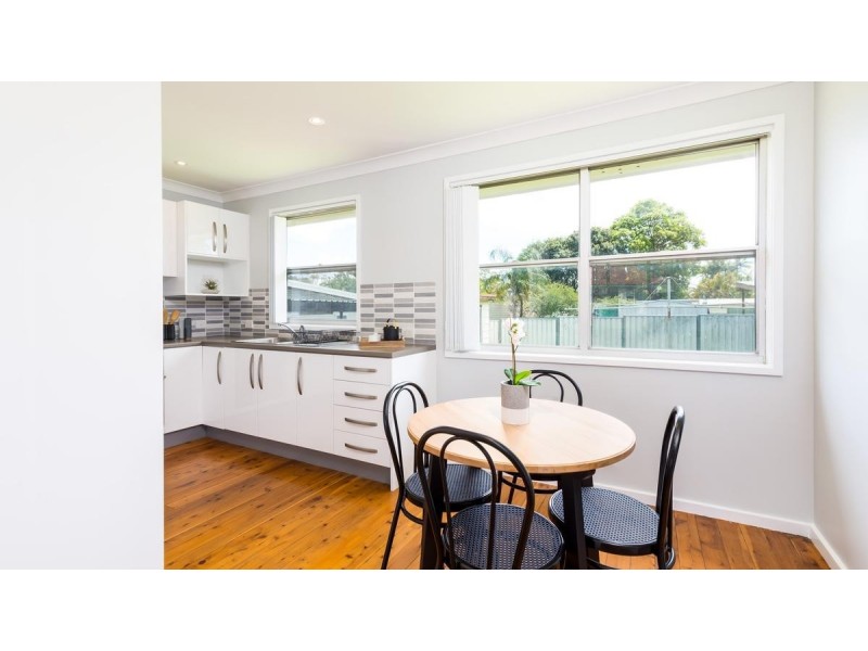 33 Jonathan Street, Warners Bay NSW 2282