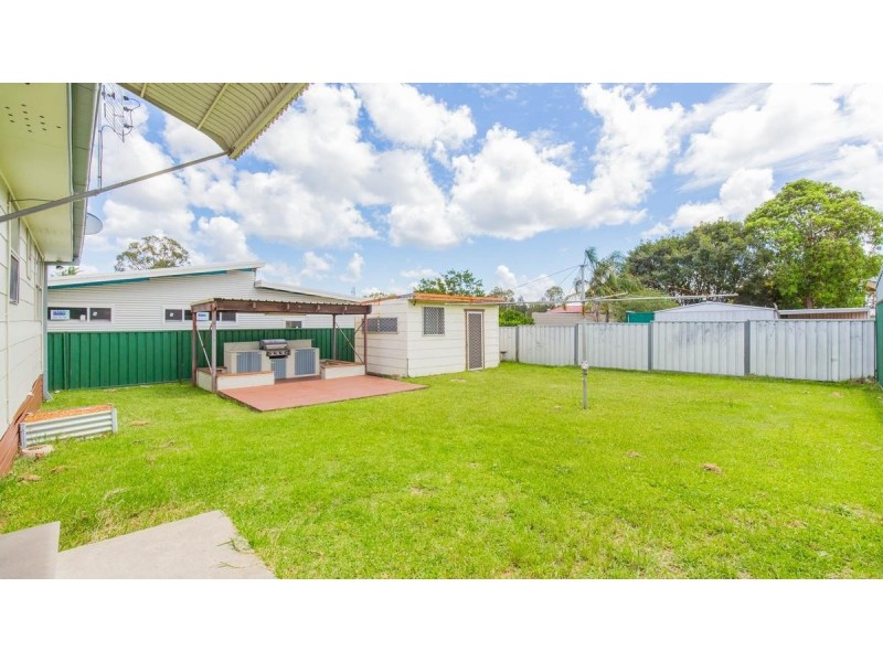 33 Jonathan Street, Warners Bay NSW 2282