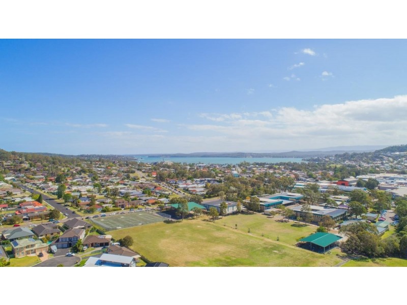 6 Milloba Close, Warners Bay NSW 2282