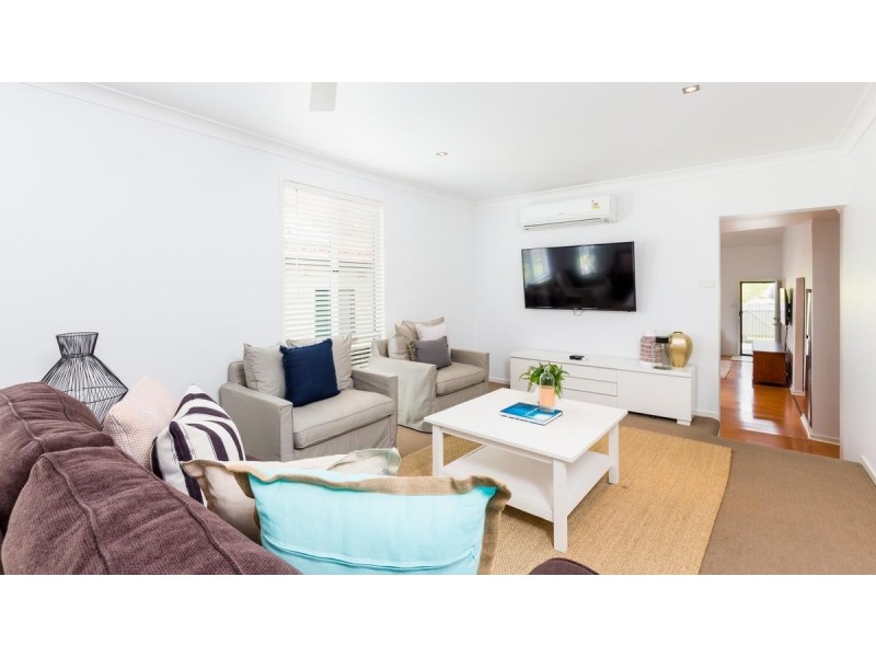 16 Crockett Street, Cardiff South NSW 2285