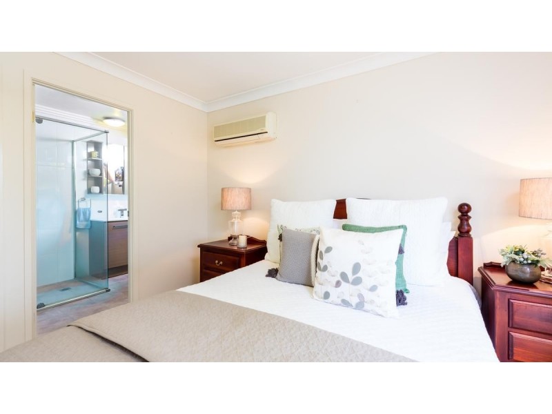 1 Elkhorn Close, Garden Suburb NSW 2289