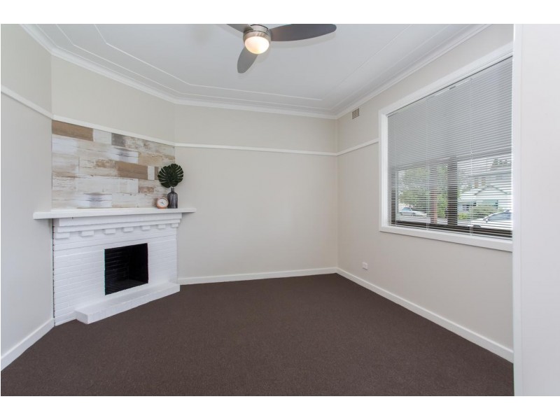 60 Fourth Street, Boolaroo NSW 2284