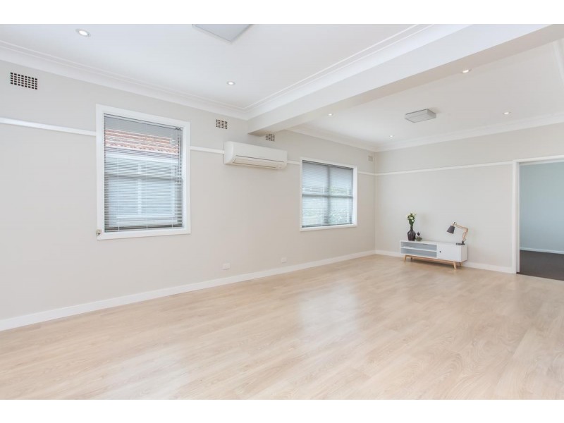 60 Fourth Street, Boolaroo NSW 2284