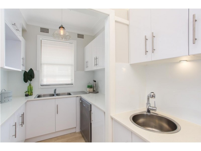 60 Fourth Street, Boolaroo NSW 2284