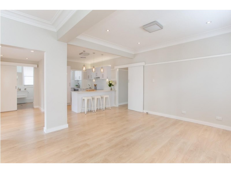 60 Fourth Street, Boolaroo NSW 2284