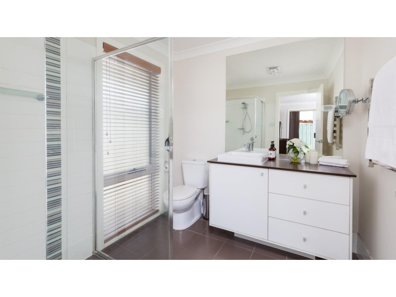 25 Fitzwilliam Circuit, Macquarie Hills NSW 2285