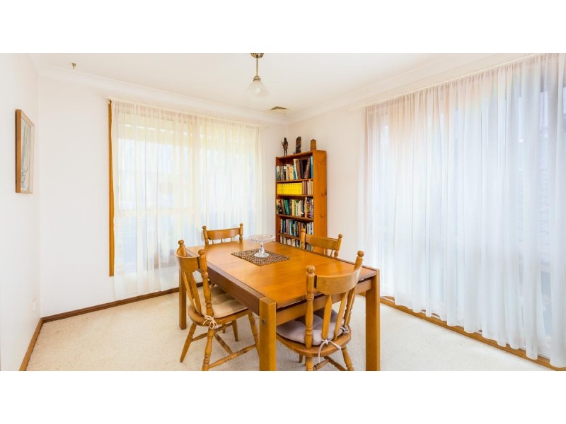 6 Kylie Close, Marmong Point NSW 2284