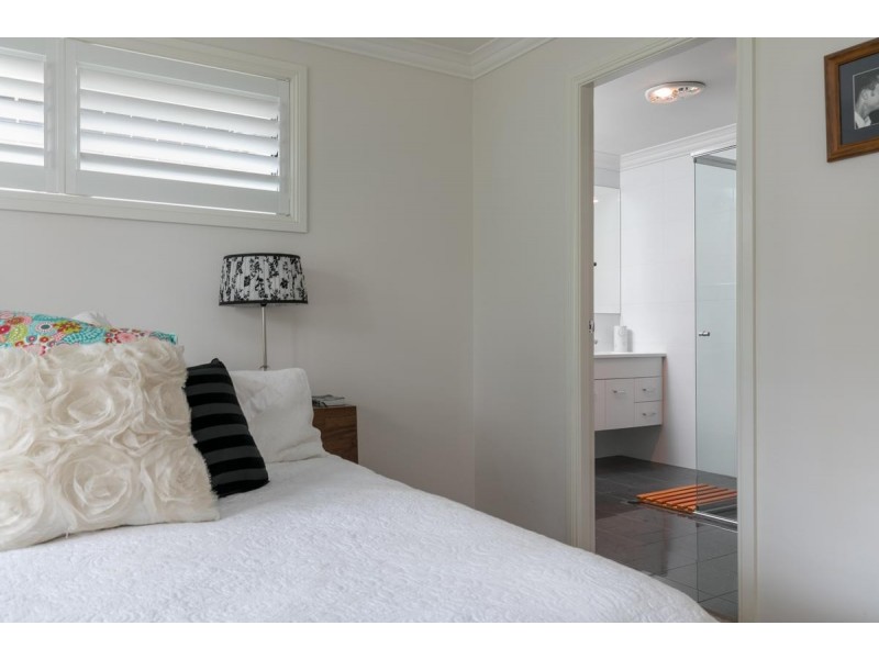 59 Auklet Road, Mount Hutton NSW 2290