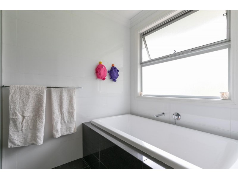 59 Auklet Road, Mount Hutton NSW 2290