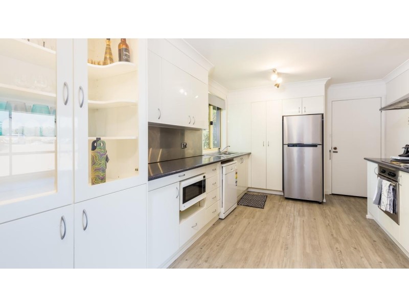 7 Roscrea Crescent, Mount Hutton NSW 2290