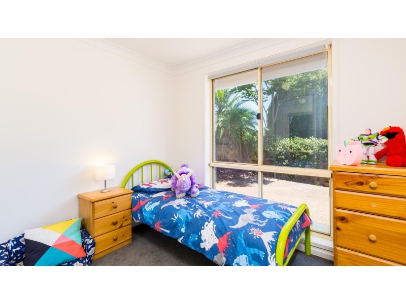 7 Roscrea Crescent, Mount Hutton NSW 2290