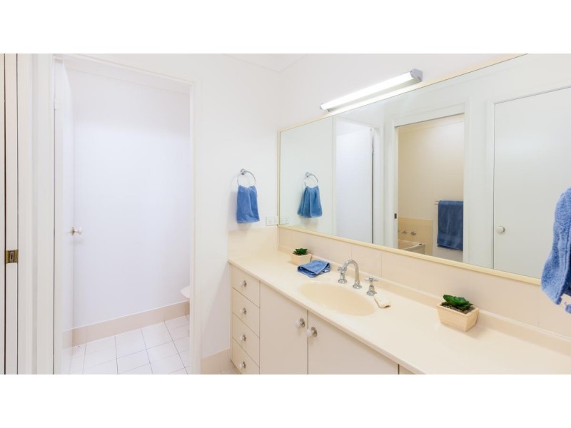 7 Roscrea Crescent, Mount Hutton NSW 2290