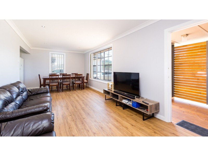 25 Mallee Street, Gateshead NSW 2290