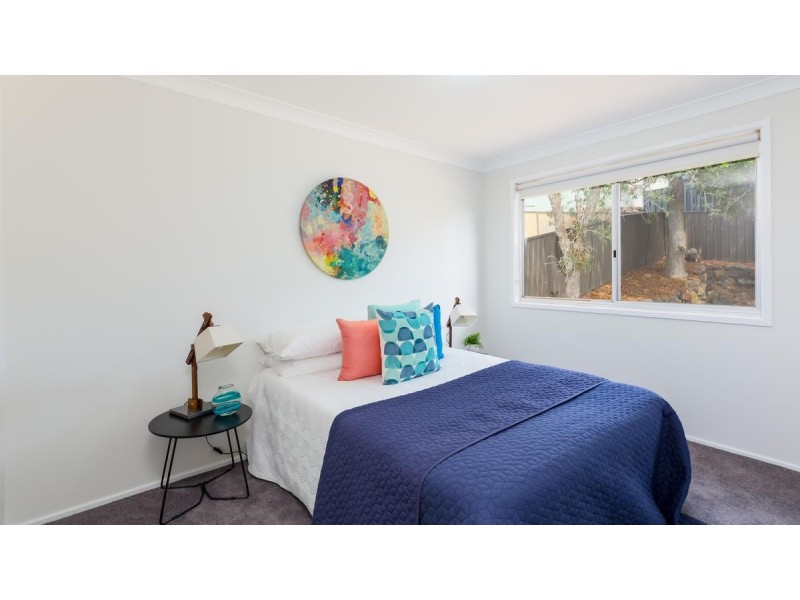 31 Amsdale Avenue, Macquarie Hills NSW 2285