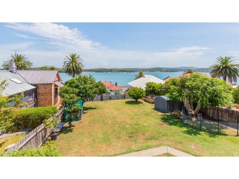 56 Berkeley Street, Speers Point NSW 2284