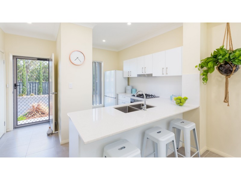 6/23 Lilian Street, Glendale NSW 2285