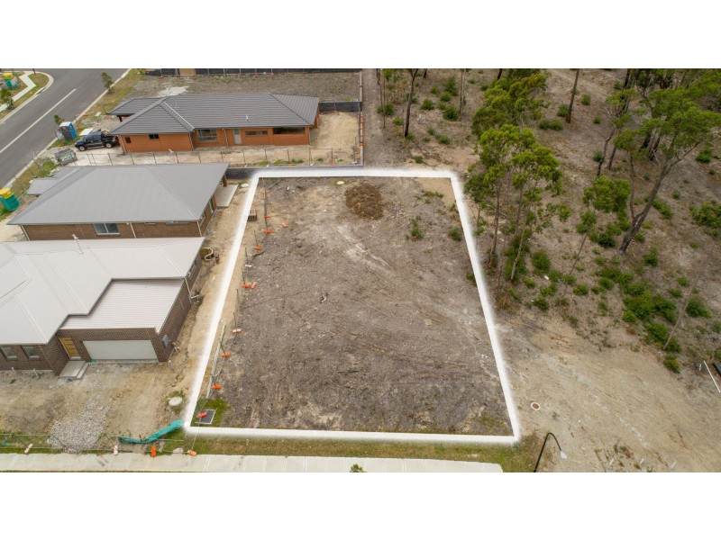 54 Outrigger Drive, Teralba NSW 2284