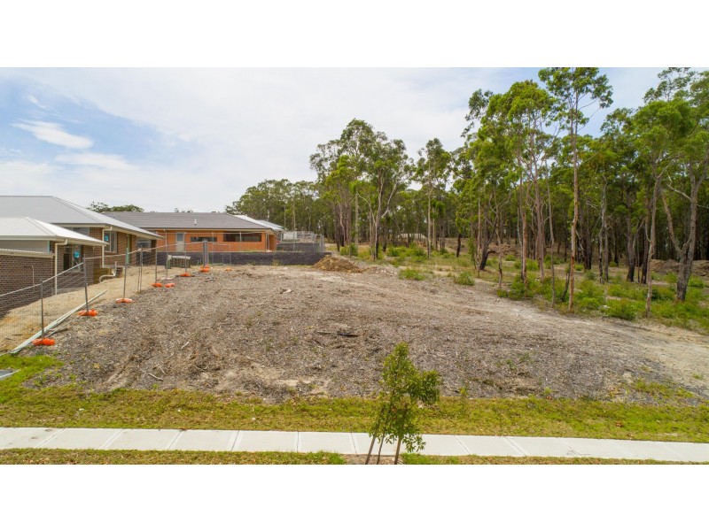 54 Outrigger Drive, Teralba NSW 2284