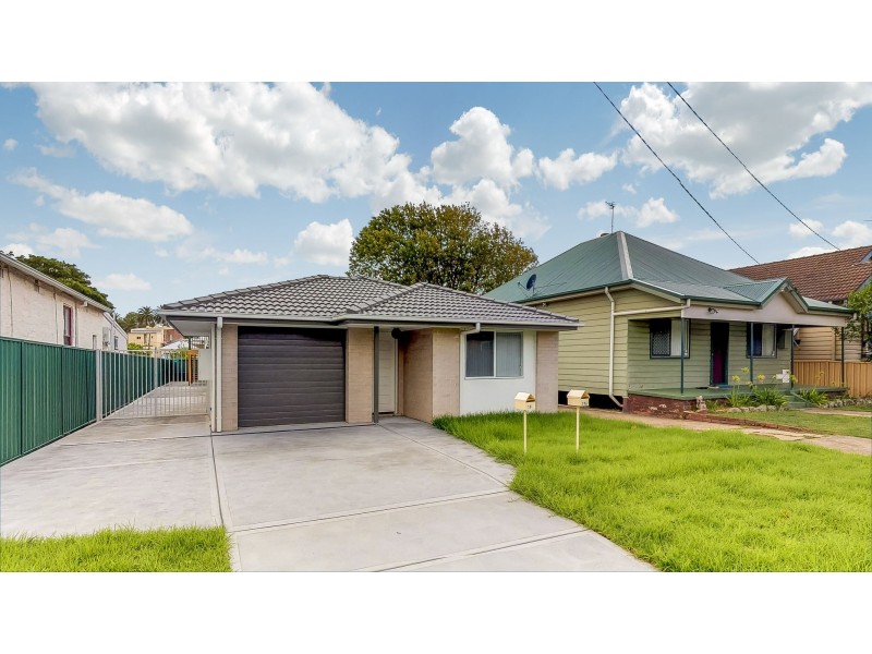 19 MOOLCHA STREET, Mayfield NSW 2304