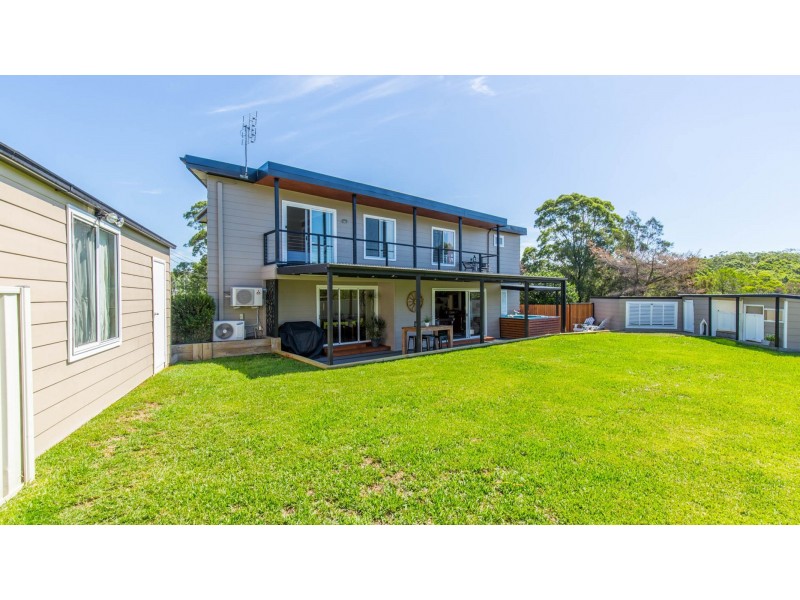 1 Granada Avenue, Macquarie Hills NSW 2285