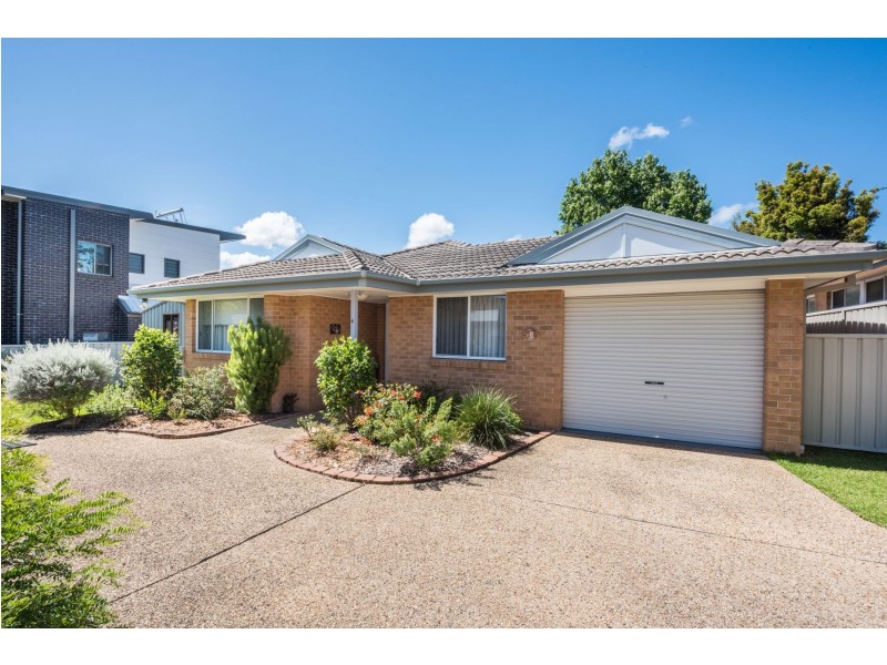 4/14 Berringar Road, Valentine NSW 2280
