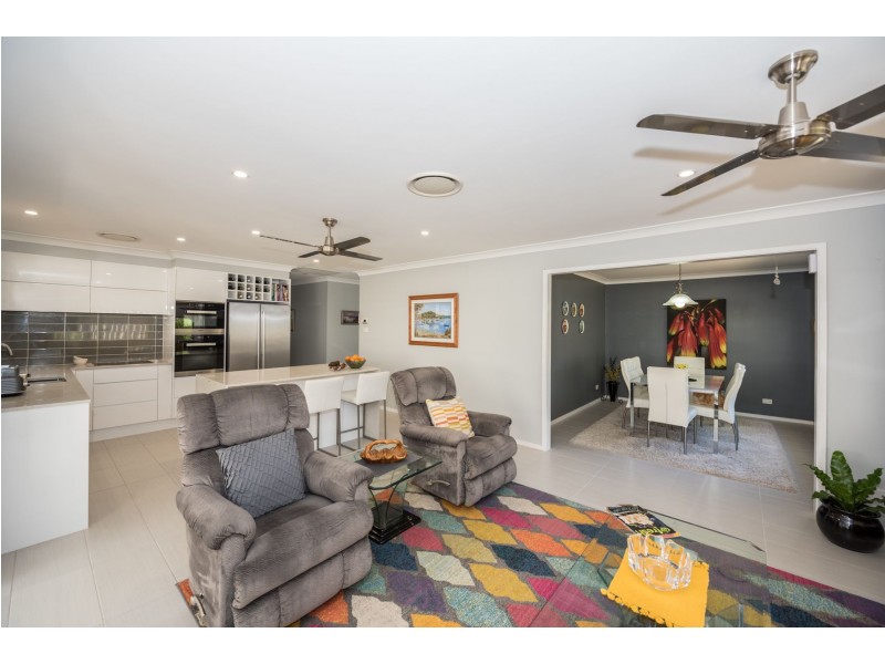 4/14 Berringar Road, Valentine NSW 2280