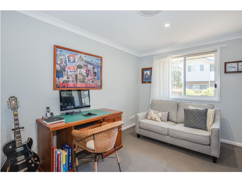 4/14 Berringar Road, Valentine NSW 2280