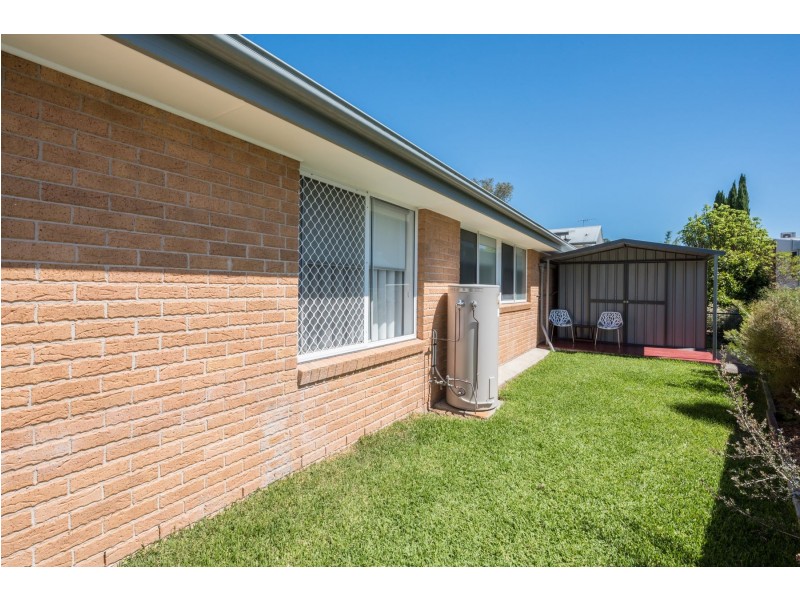 4/14 Berringar Road, Valentine NSW 2280