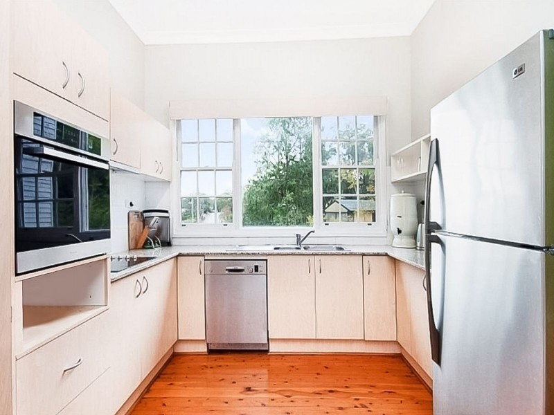 4 Carramar Place, Glendale NSW 2285