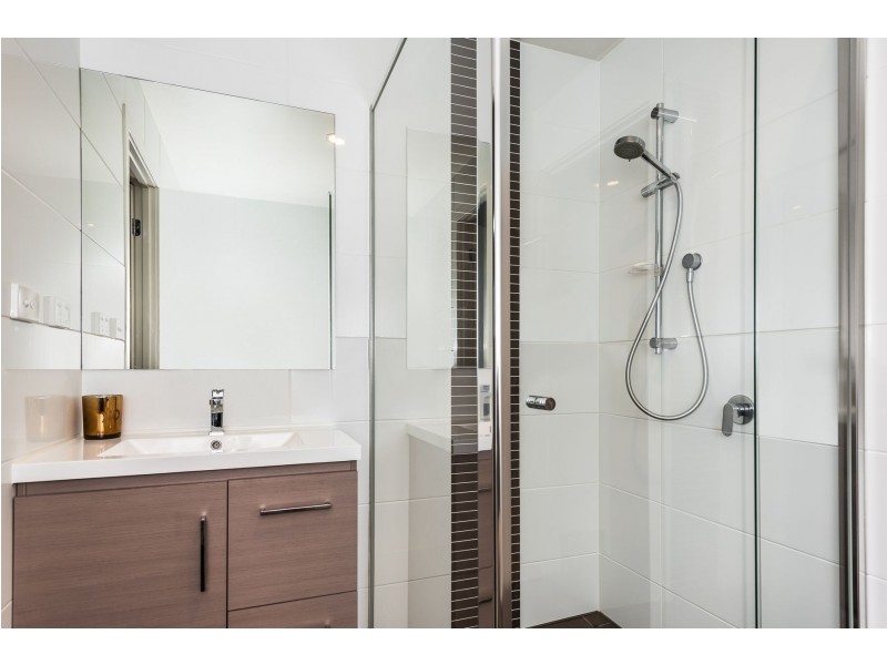 E109/11 Ernest Street, Belmont NSW 2280